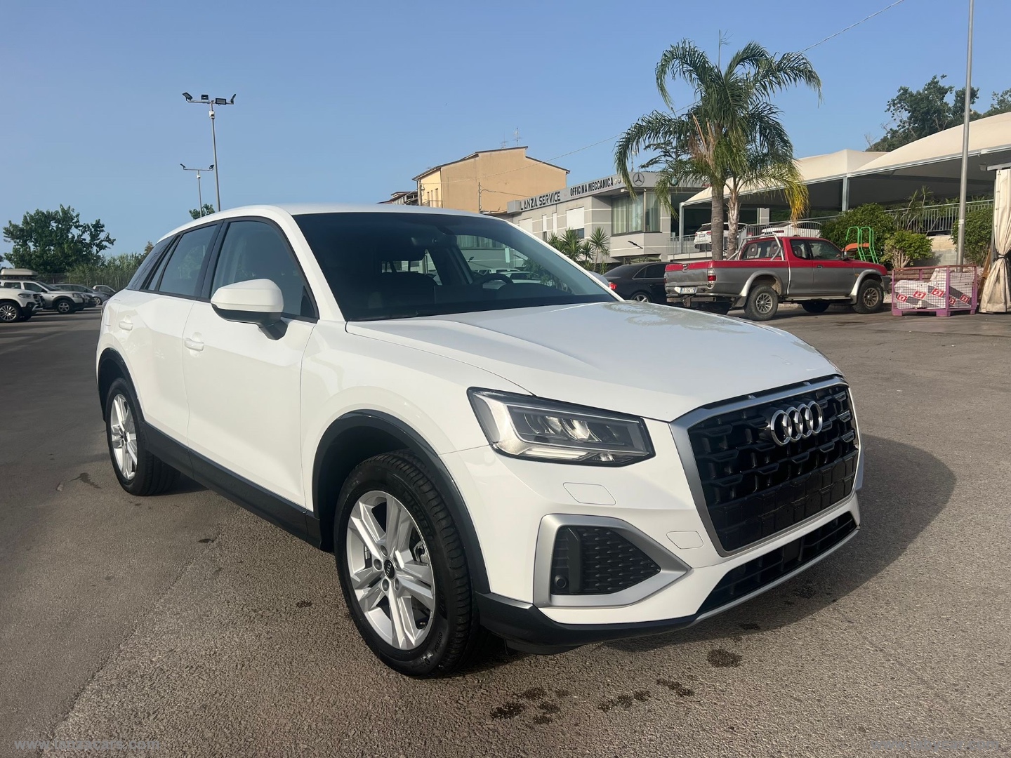 AUDI Q2 30 TDI Business Advanced 