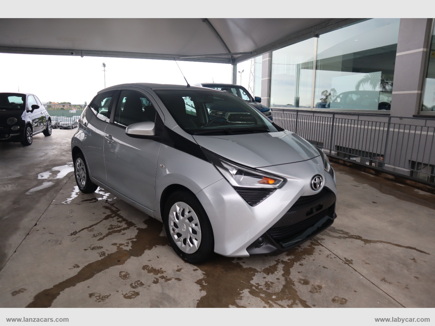 TOYOTA Aygo Connect 1.0 VVT-i 72CV 5p. x-busin. 