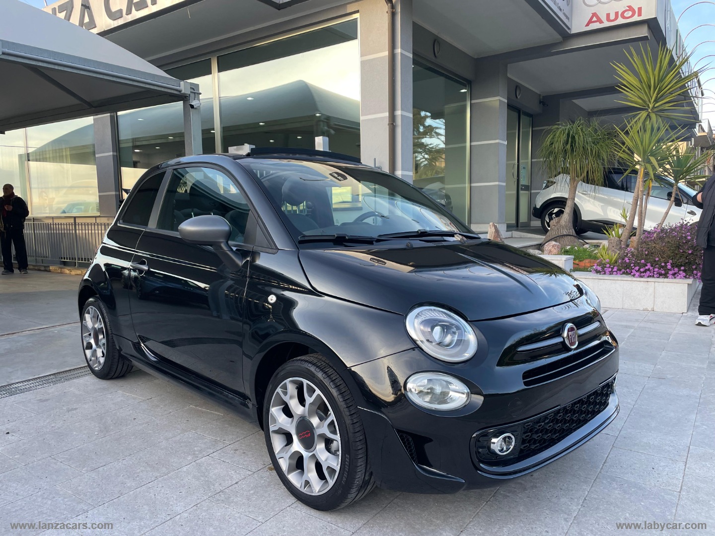 FIAT 500 C 1.0 Hybrid Sport 