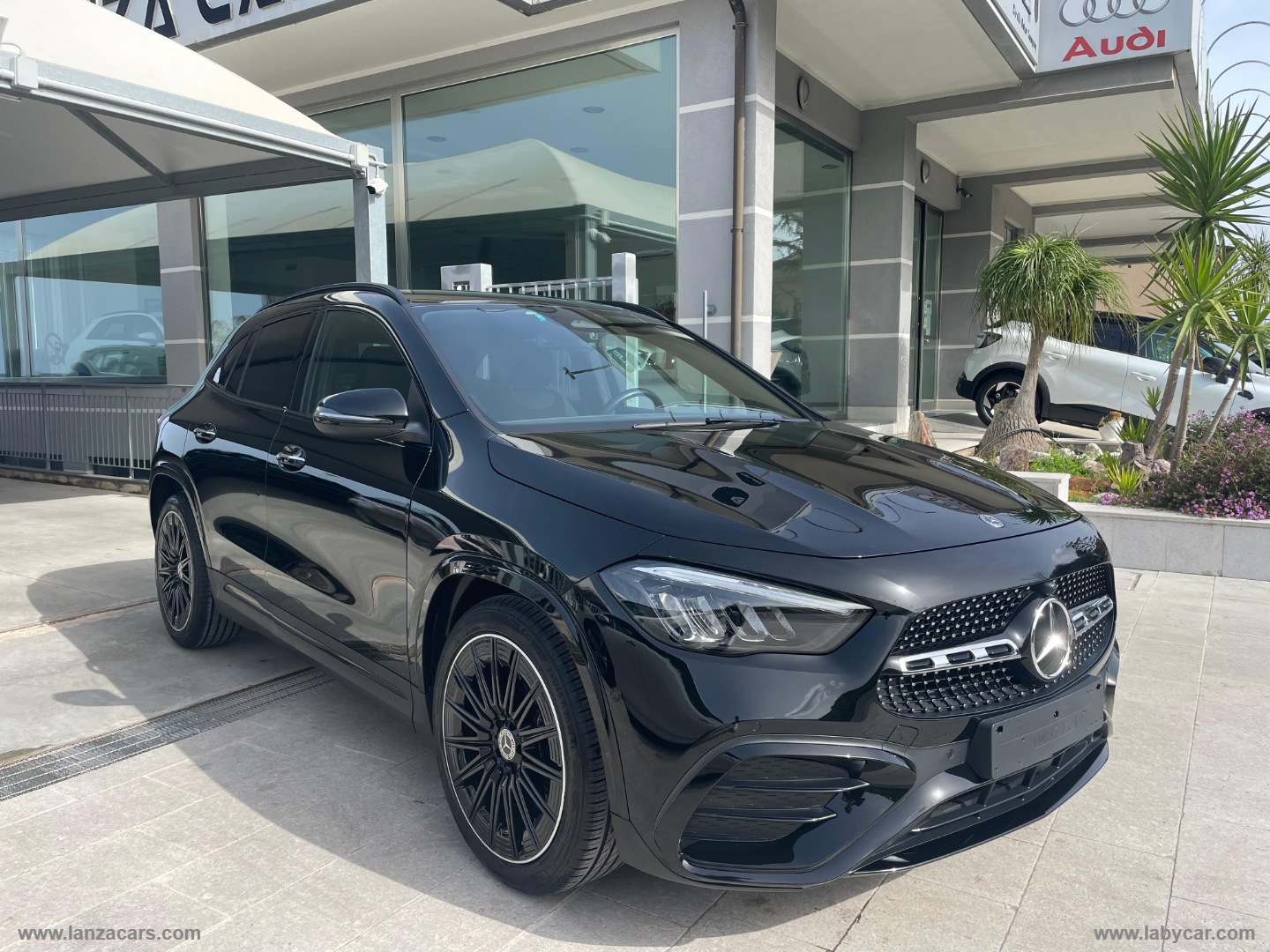 MERCEDES-BENZ GLA 200 d Automatic Premium 