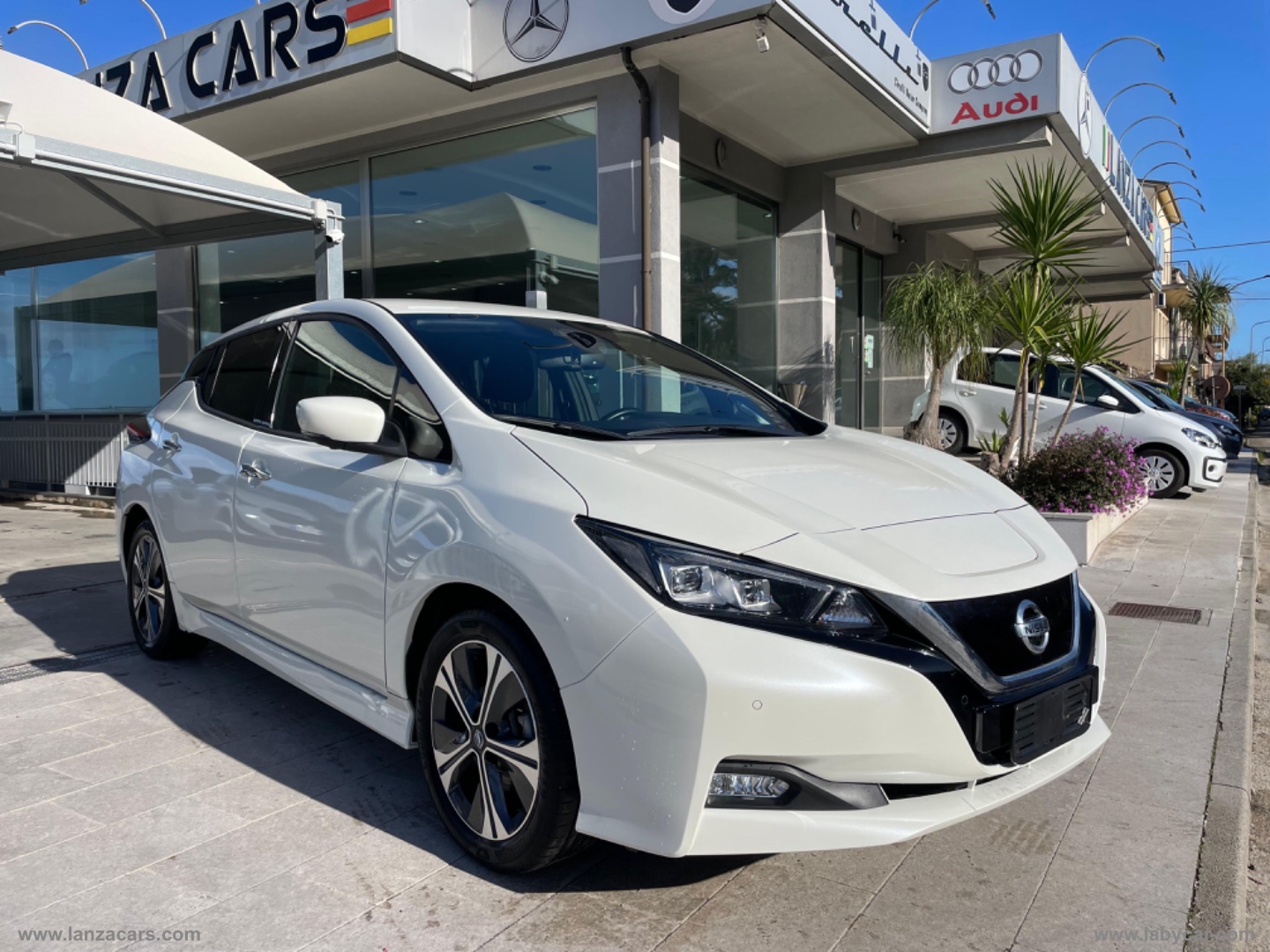 NISSAN Leaf N-Connecta 40 kWh 