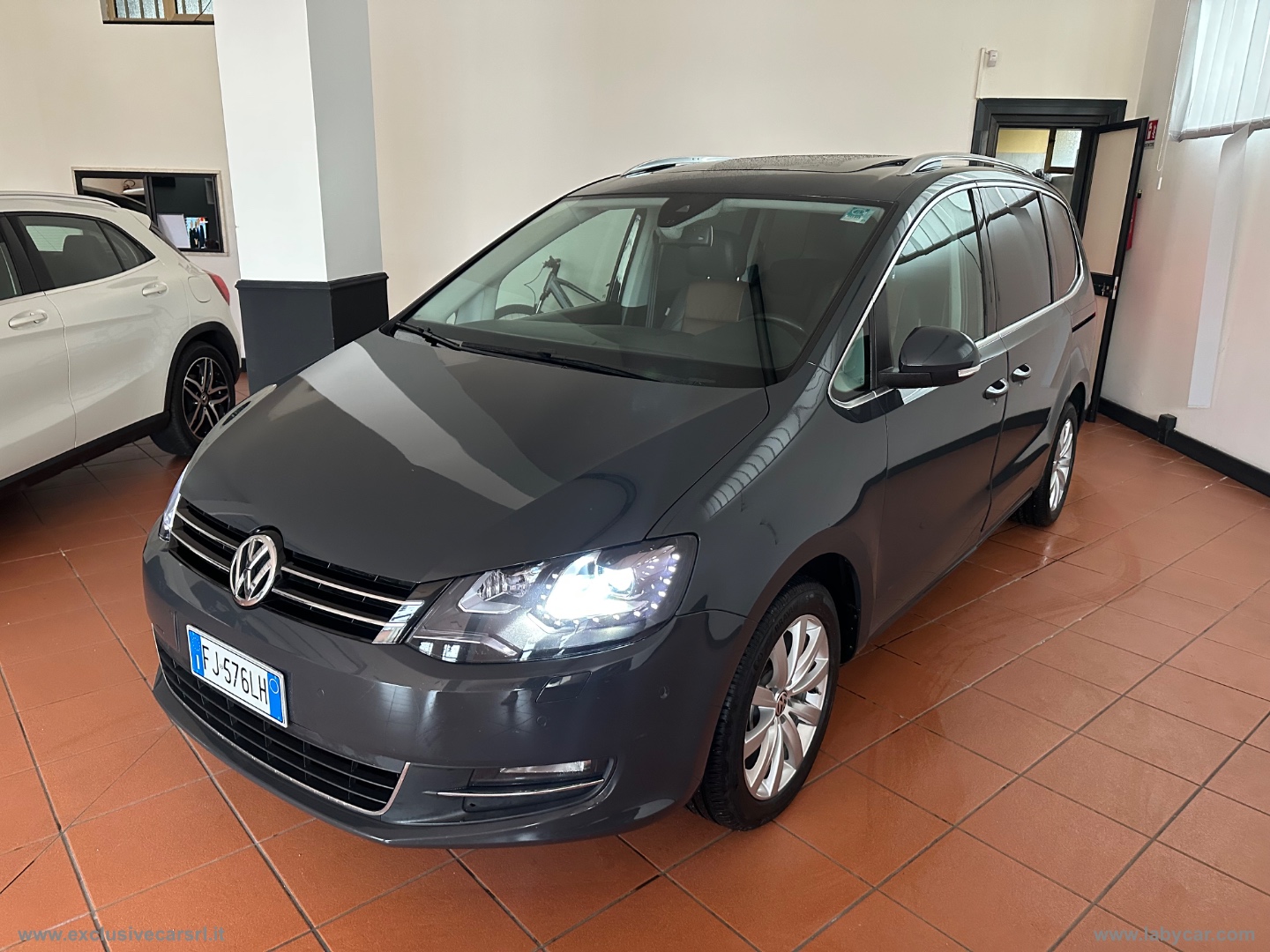 VOLKSWAGEN Sharan 2.0 TDI DSG Highline Business BMT FULL OPTIONAL