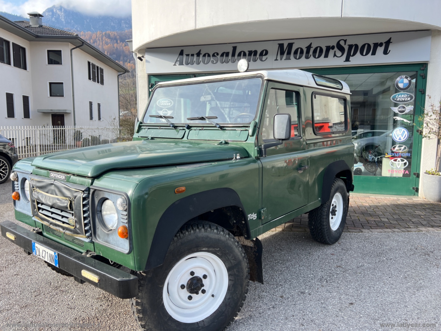 LAND ROVER Defender 90 2.5 Td5 Soft-Top 