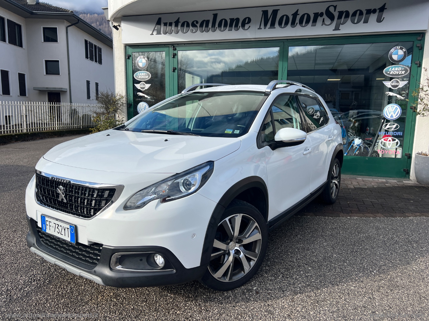 PEUGEOT 2008 BlueHDi 120 S&S Allure 