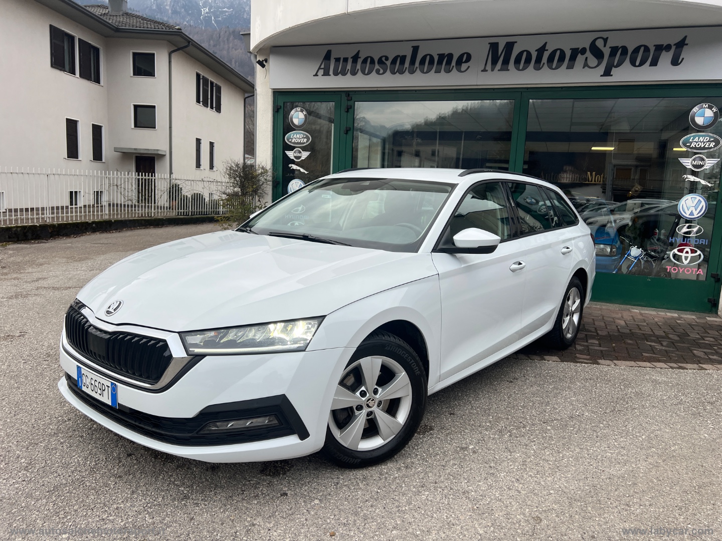 SKODA Octavia 2.0 TDI EVO SCR DSG Ambition 